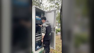 মঞ্চের আলো ভেঙে গেলে কী করবেন?